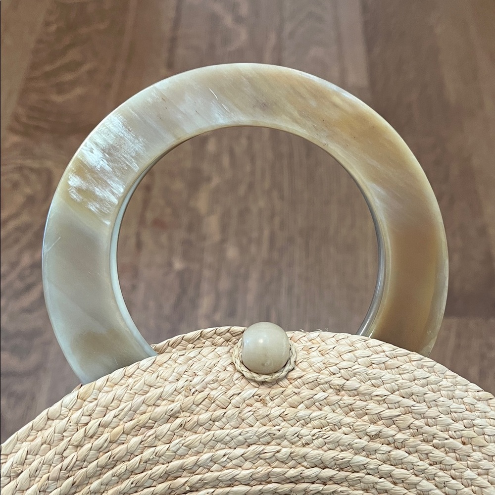 Vintage Majunga Round Straw Purse with Lucite Handle